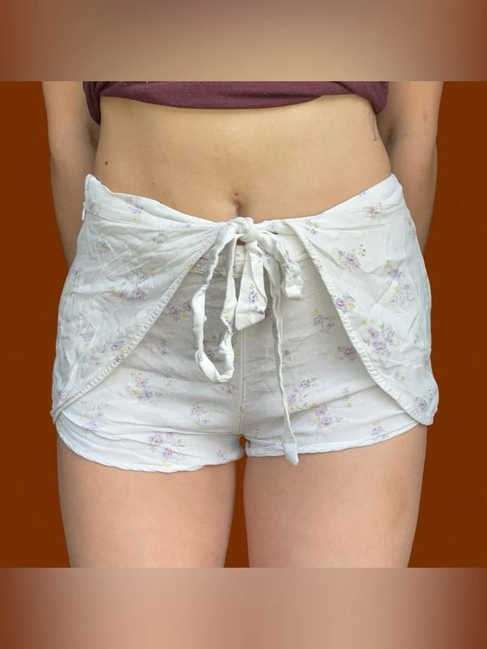 La Hearts White Floral High-Waist Shorts